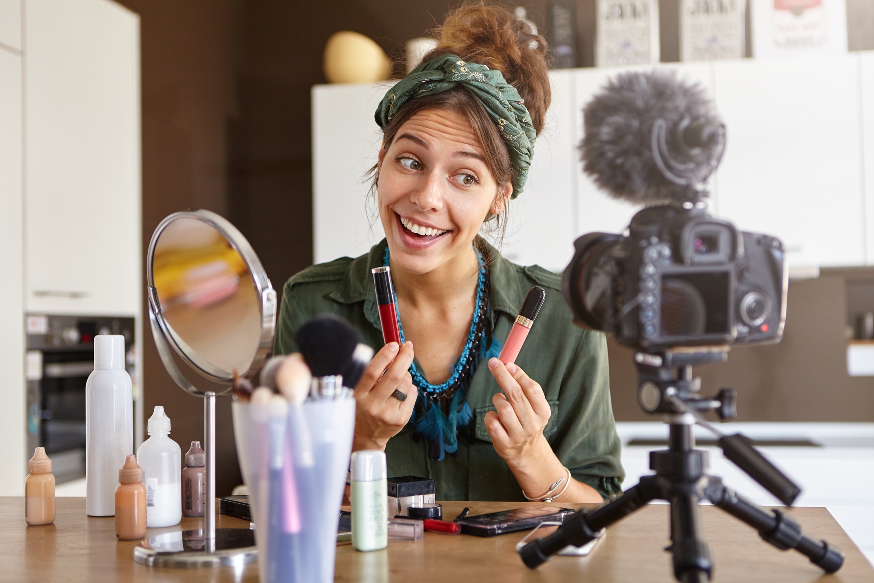 Rise of Direct to Customer Brands: The Best Time to Start Your Own Business